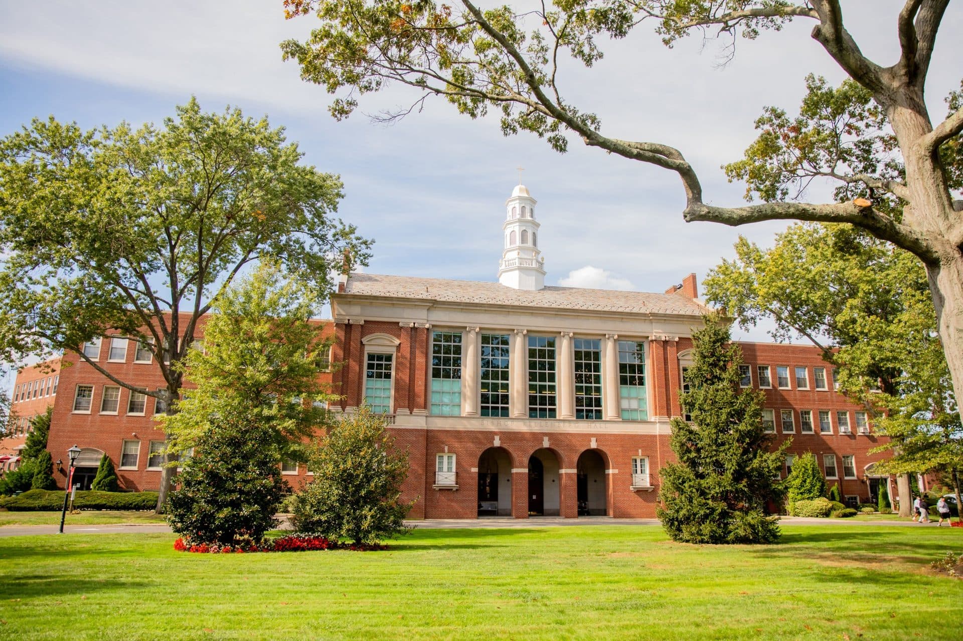 Molloy University Campus